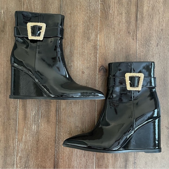 Sam Eldelman Weslie Wet Faux Leather Big Buckle Pointed Toe Wedge Bootie 6 - Picture 2 of 11